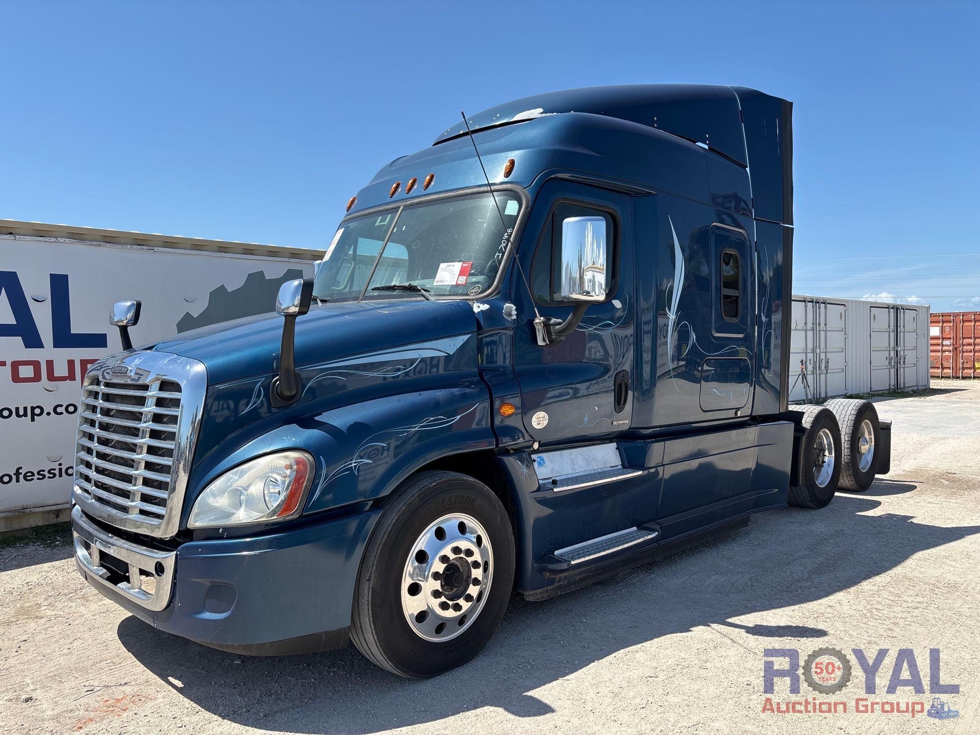 2017 Freightliner Cascadia 125 Single Axle Sleeper Cab Truck Tractor (A50323)
