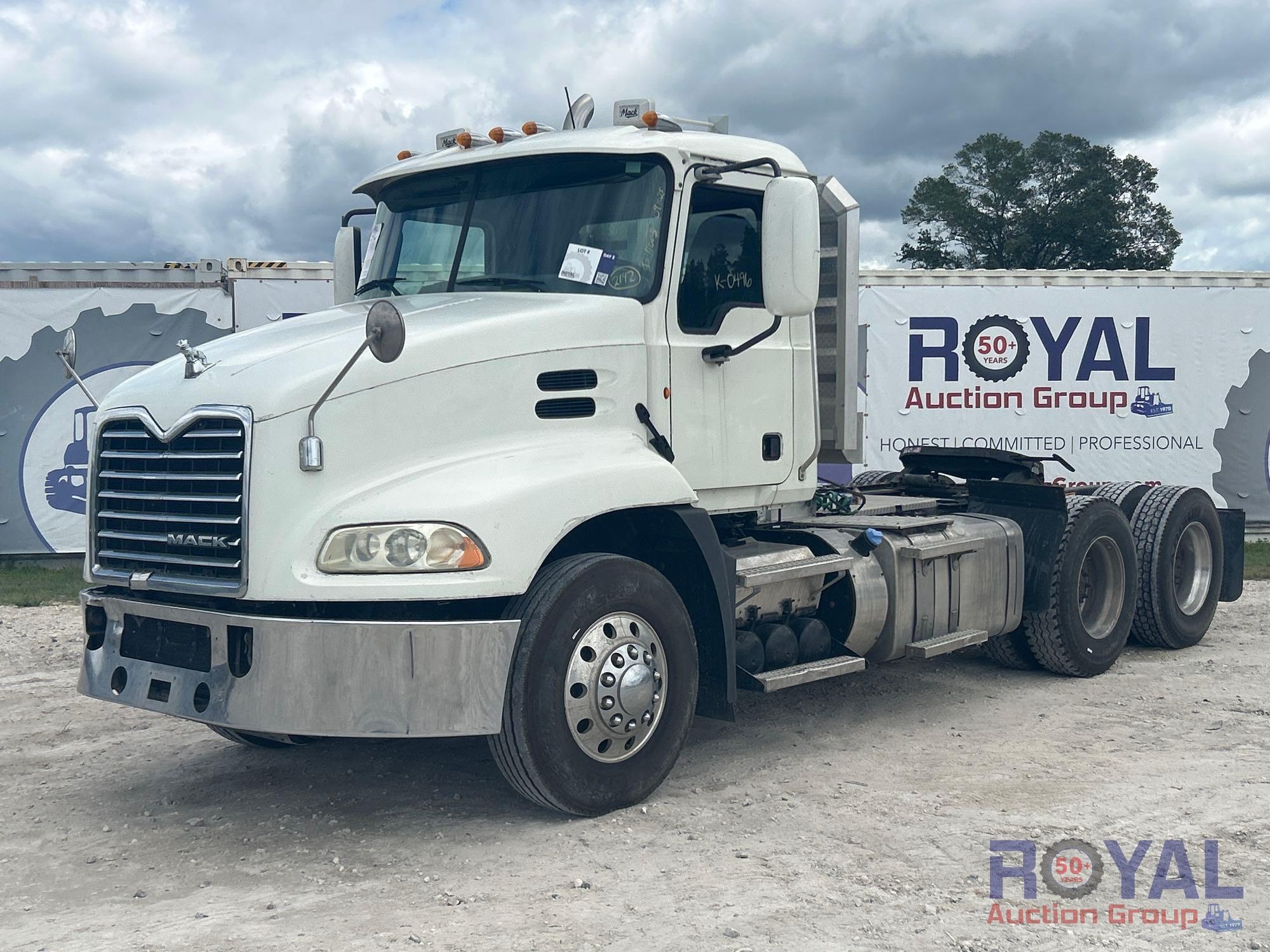 2014 Mack CXU613 T/A Wet Kit Day Cab Truck Tractor (A51692)