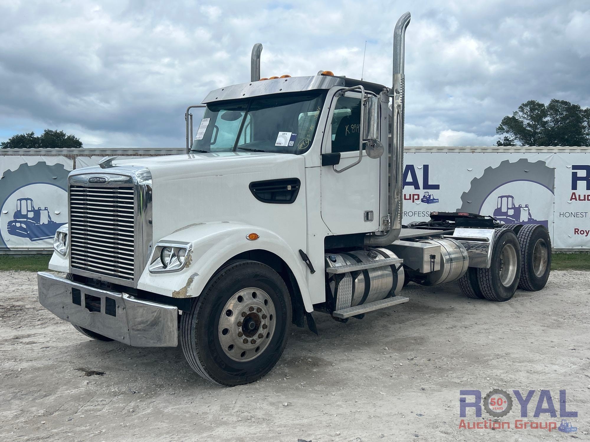 2015 Freightliner 122SD T/A Wet Kit Day Cab Truck Tractor (A51692)
