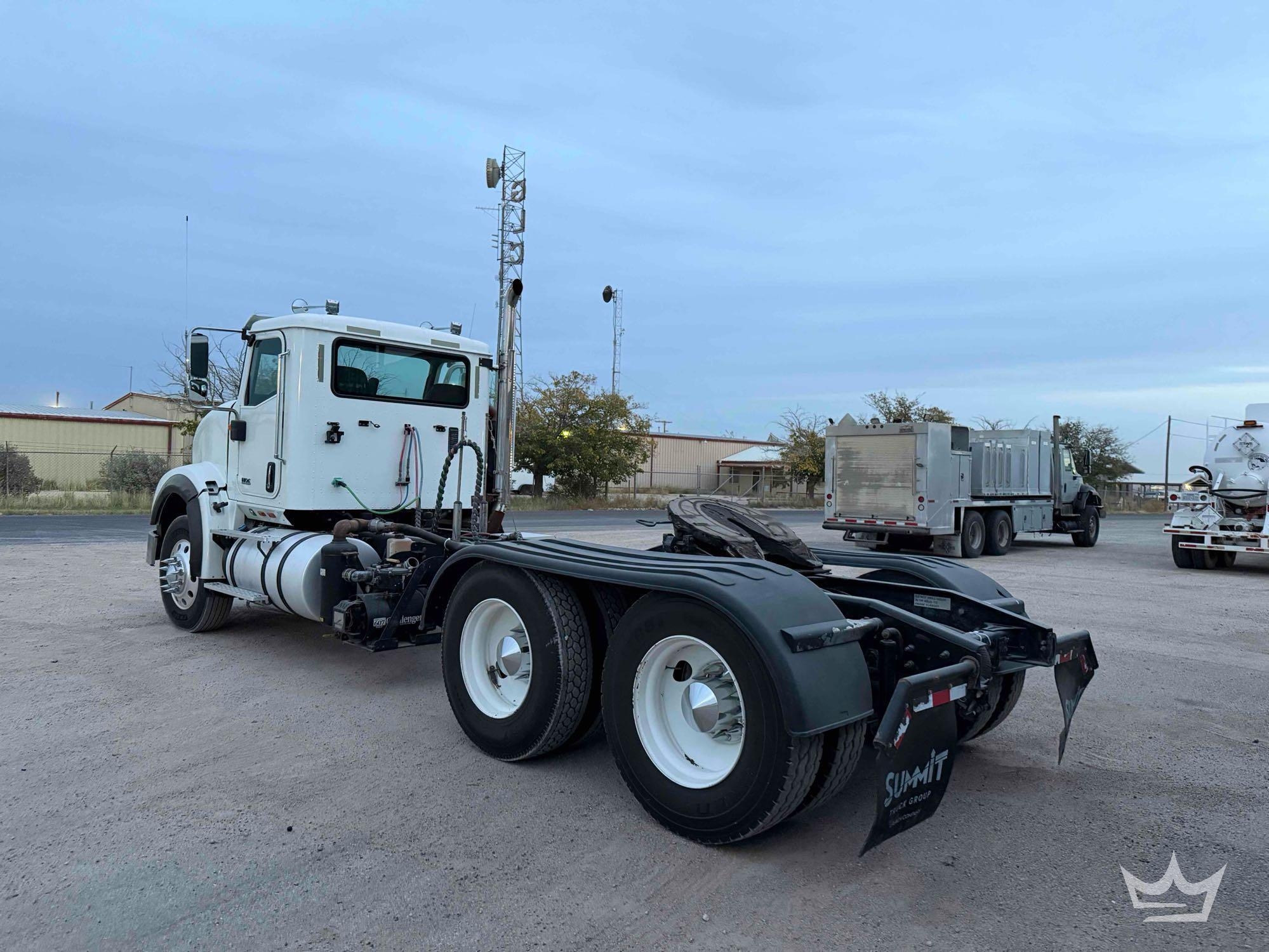 2019 International HX620 T/A Wet Kit Day Cab Truck Tractor (A55973)
