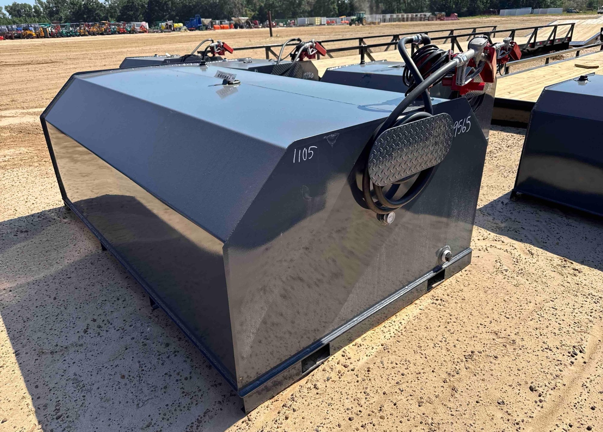 UNUSED X-STAR 750 GALLON FUEL TANK (A51247)