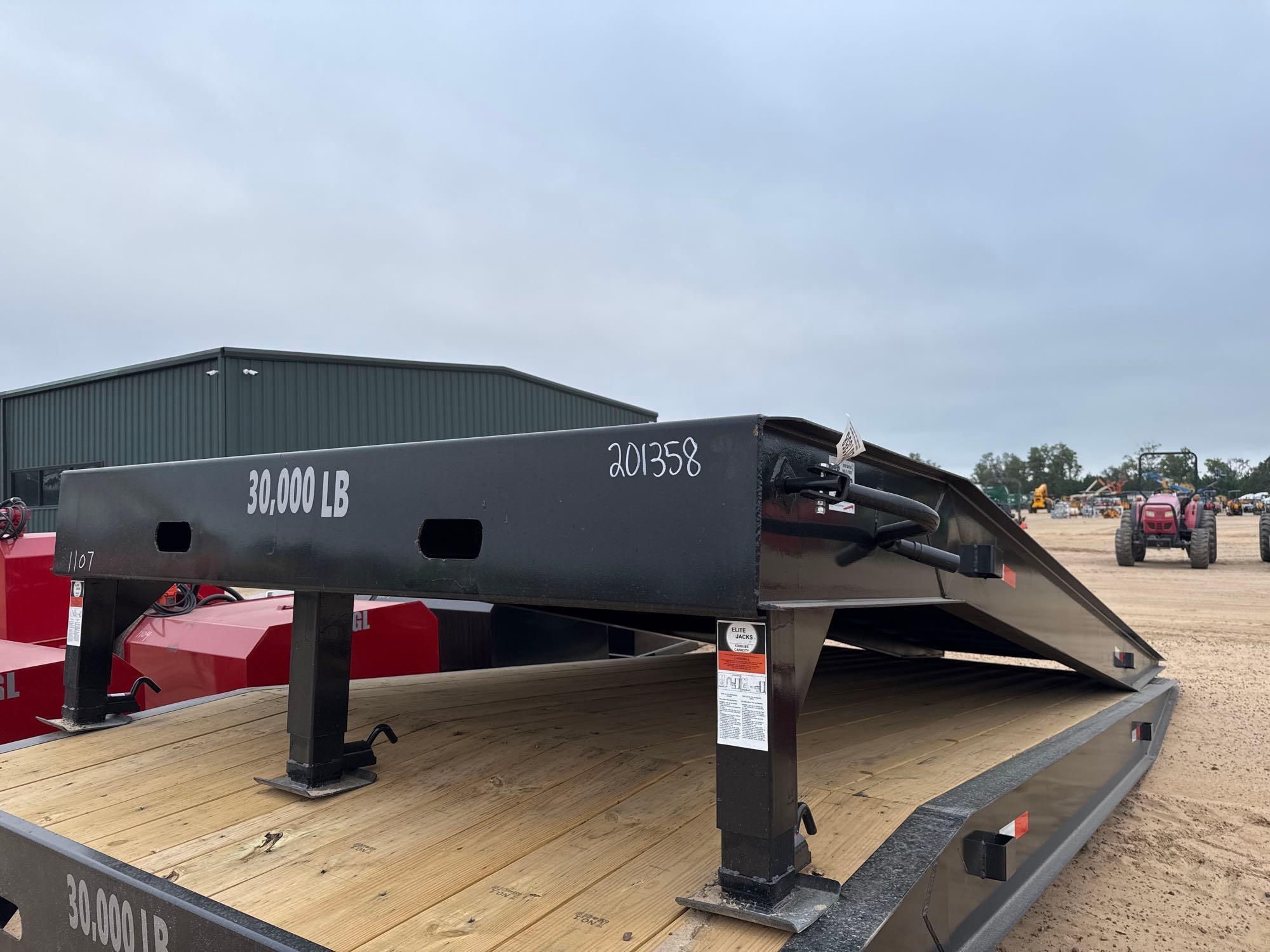 UNUSED XSTAR 101" X 20' LOADING RAMP (A54756)