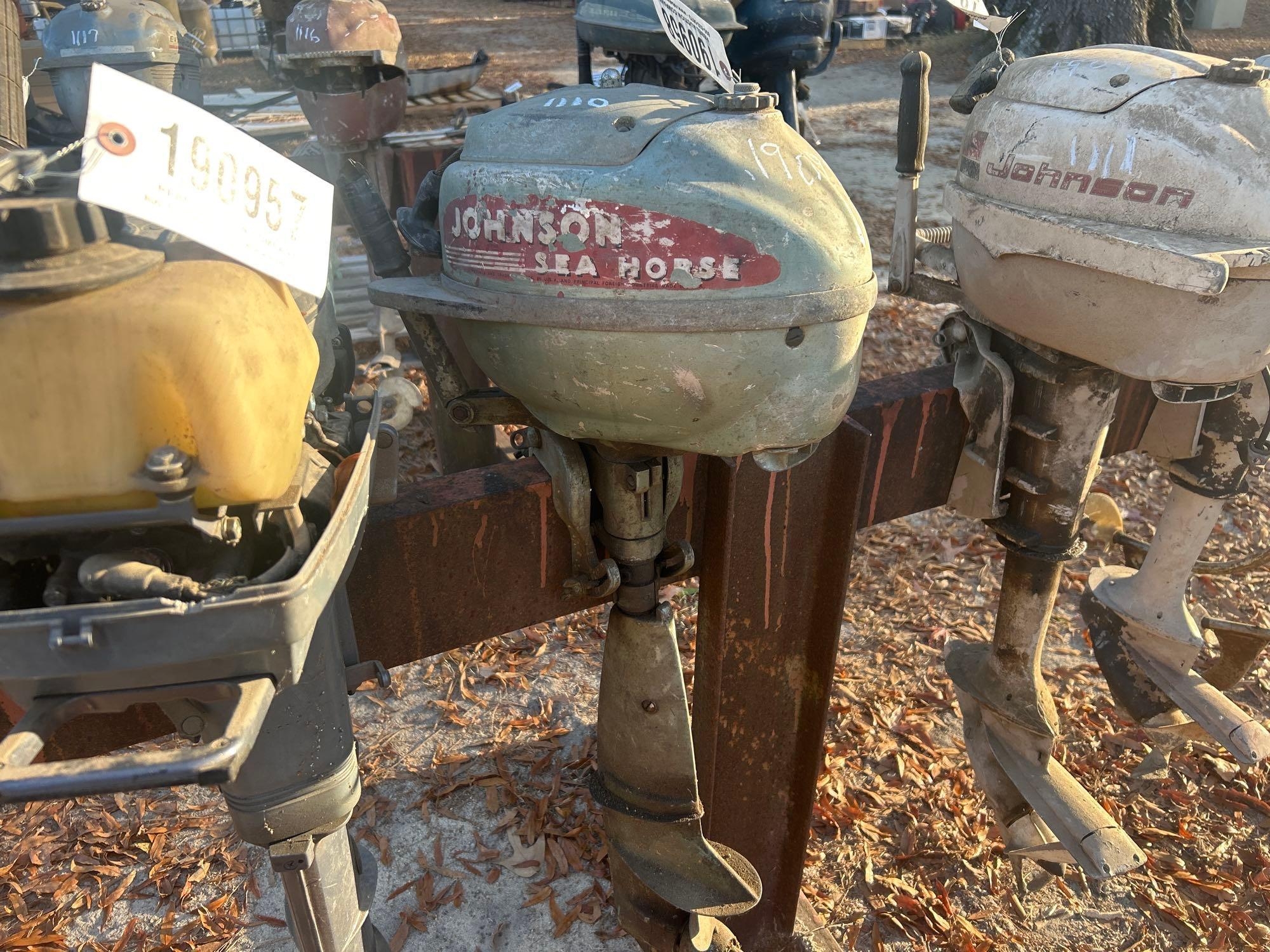 JOHNSON SEAHORSE OUTBOARD MOTOR (A58374)