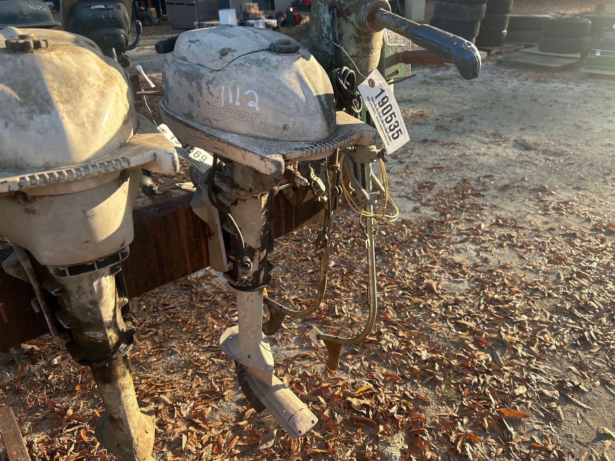 VINTAGE JOHNSON MOTOR (A58374)