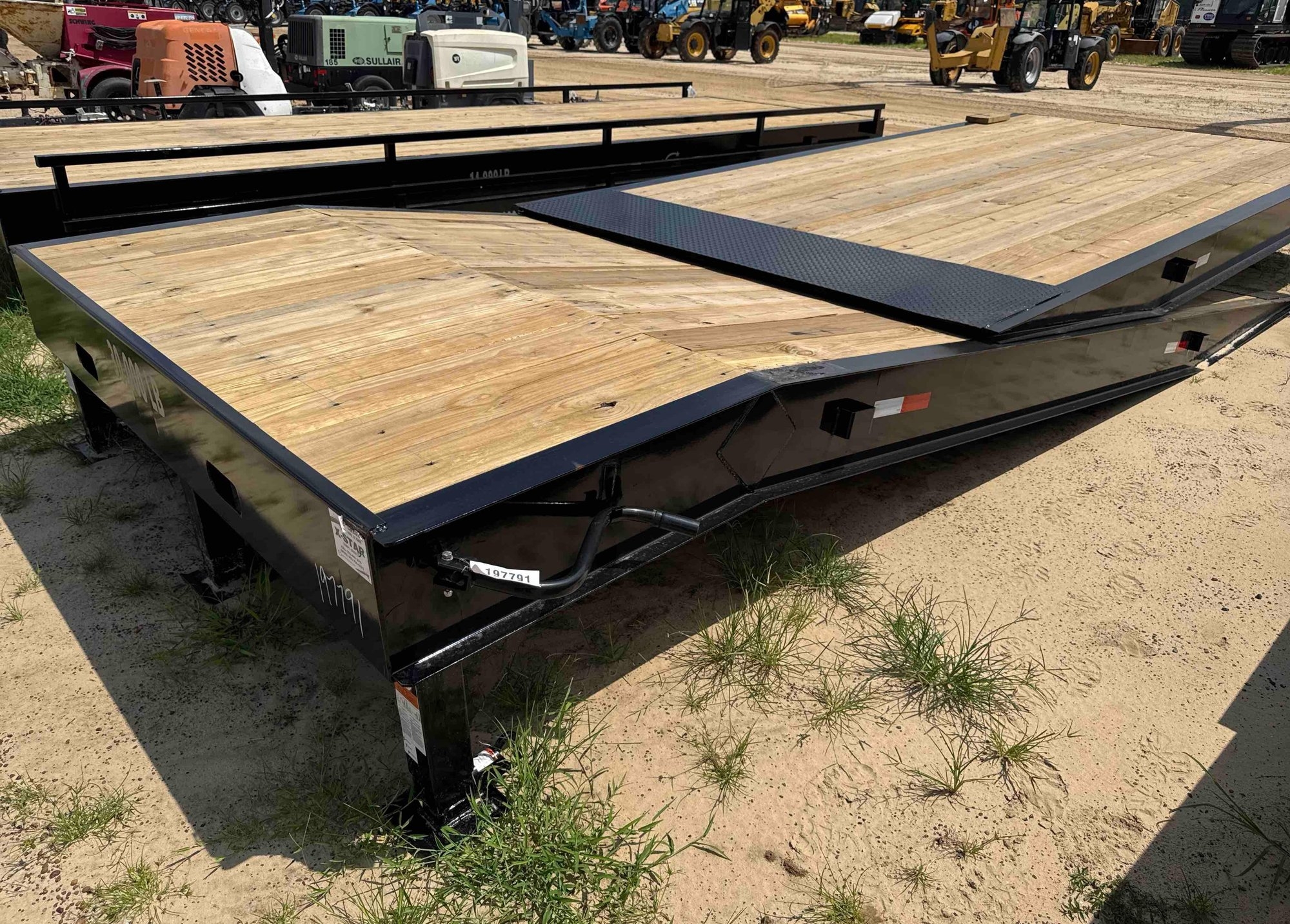 UNUSED X-STAR 101" X 20' LOADING RAMP (A51243)