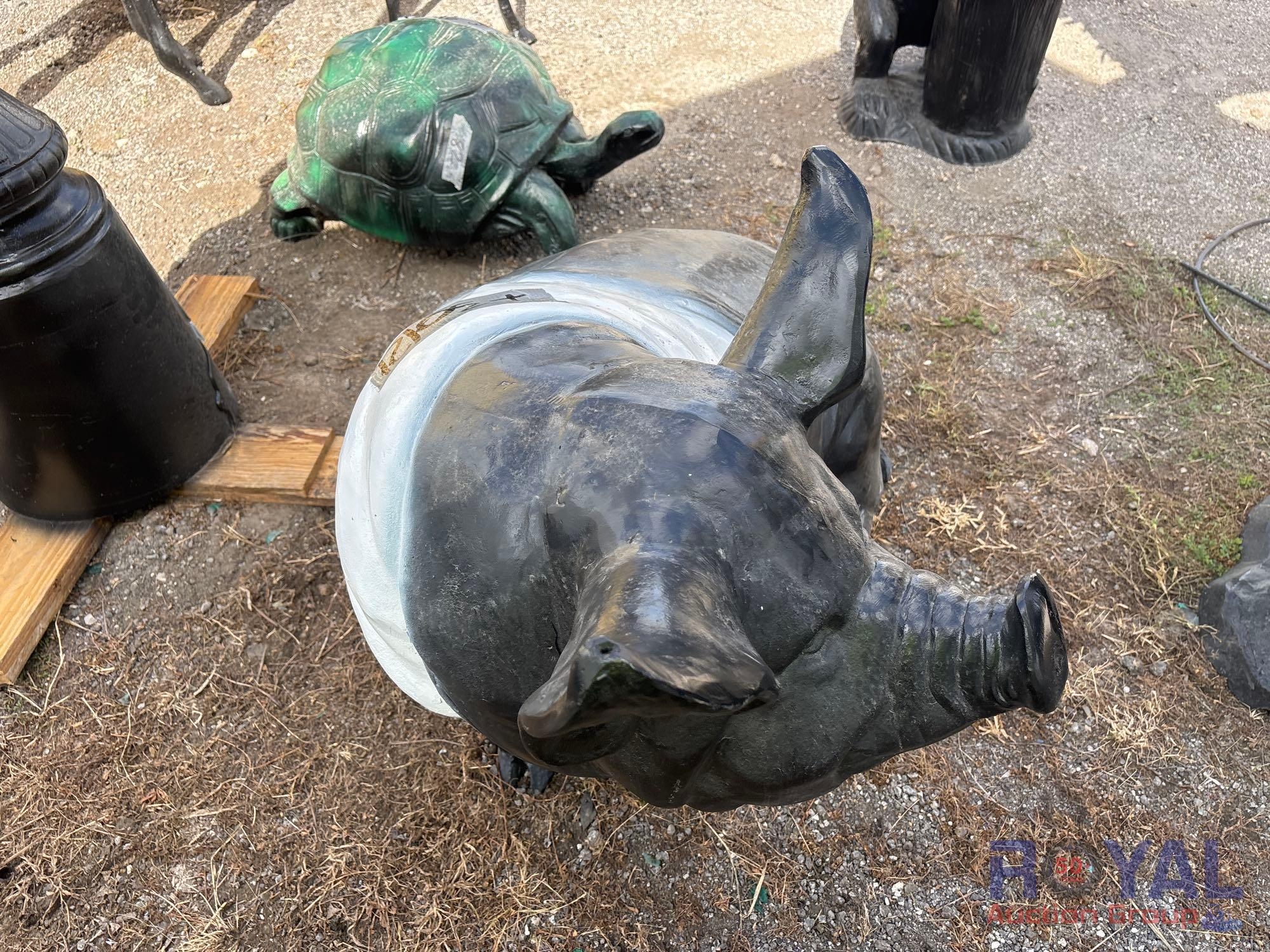 Decorative Pig Statue (A55758)