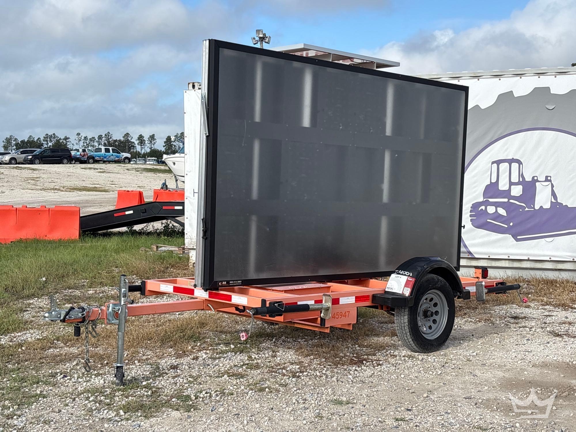 2021 K and K System MB3L S/A Solar Towable Message Board (A55851)