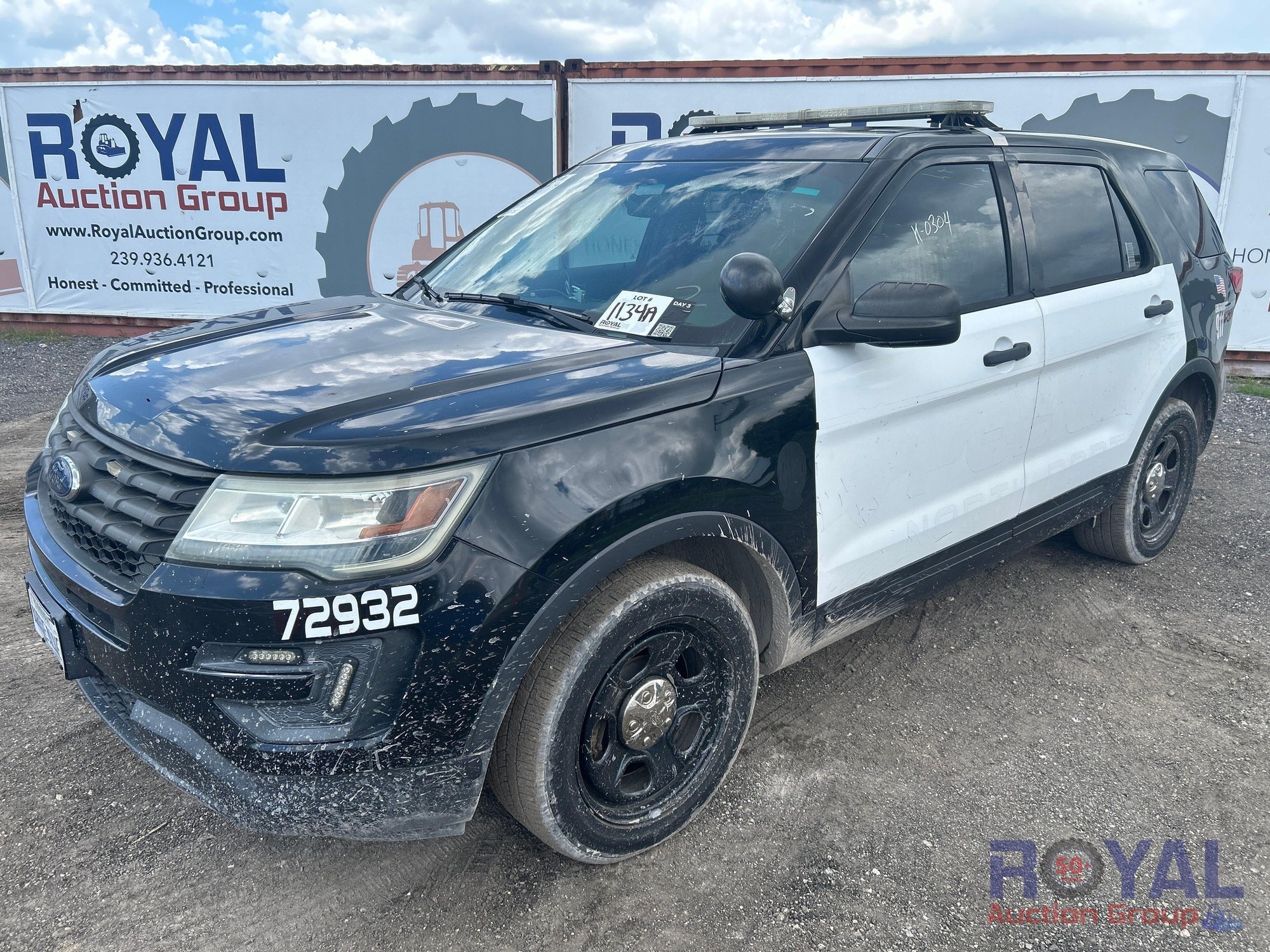 2016 Ford Explorer AWD SUV (A50324)