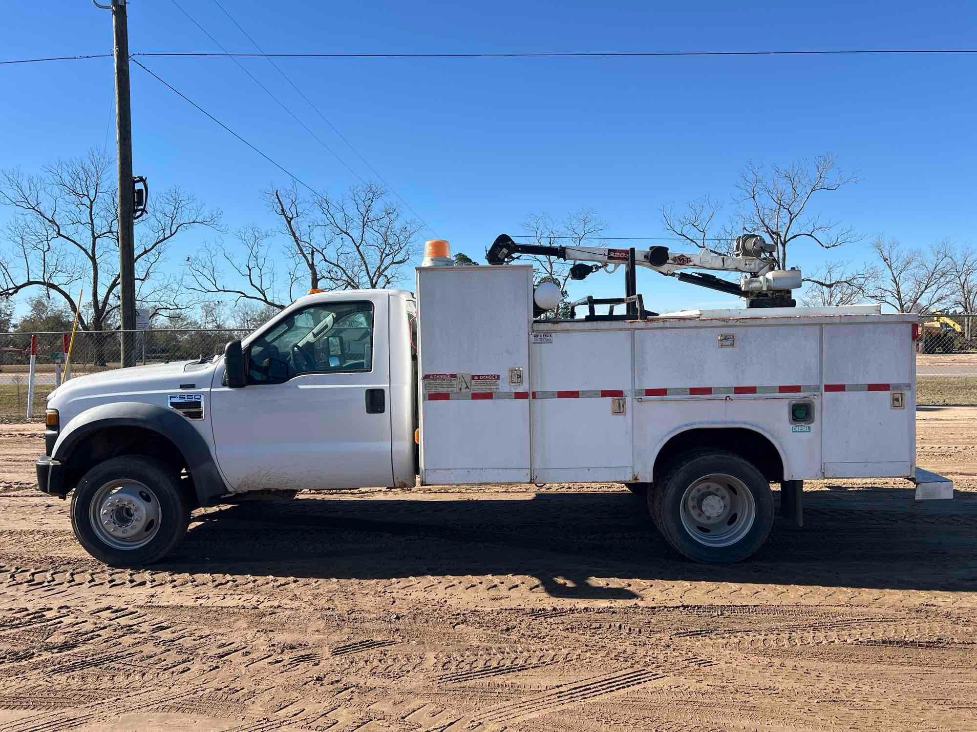 2010 FORD F550 XL SUPER DUTY SERVICE TRUCK (A58375)