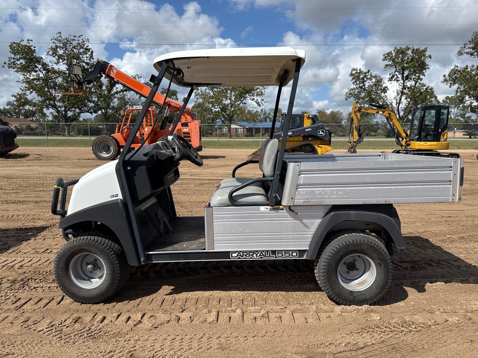 2016 CLUB CAR CARRYALL 550 GAS GOLF CART (A54756)