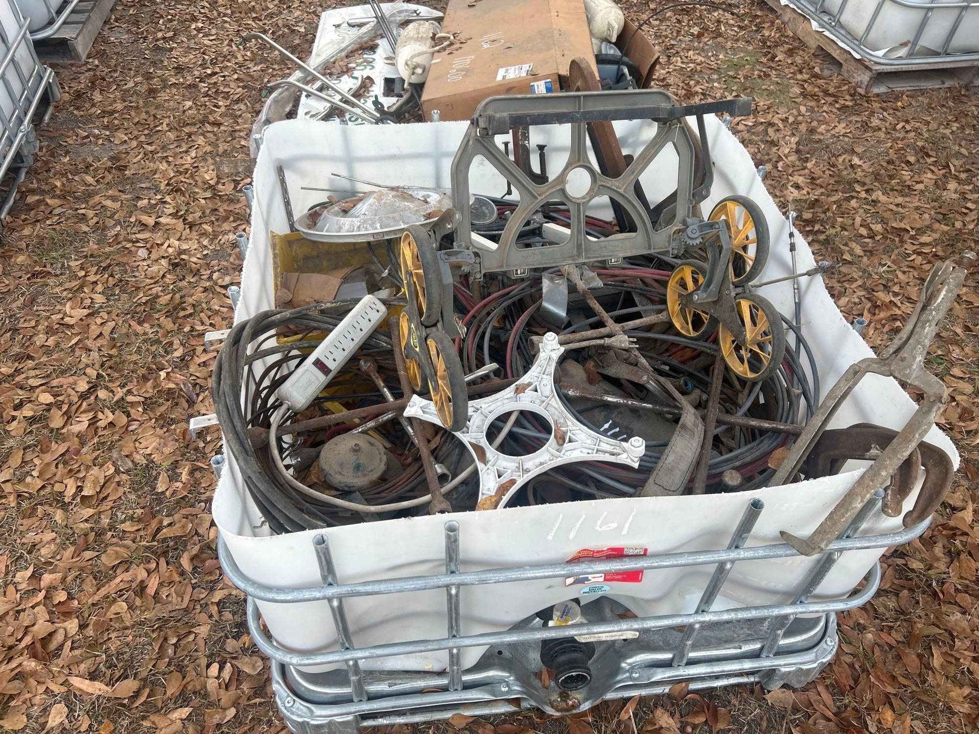 PALLET BOX OF MISC (A58374)