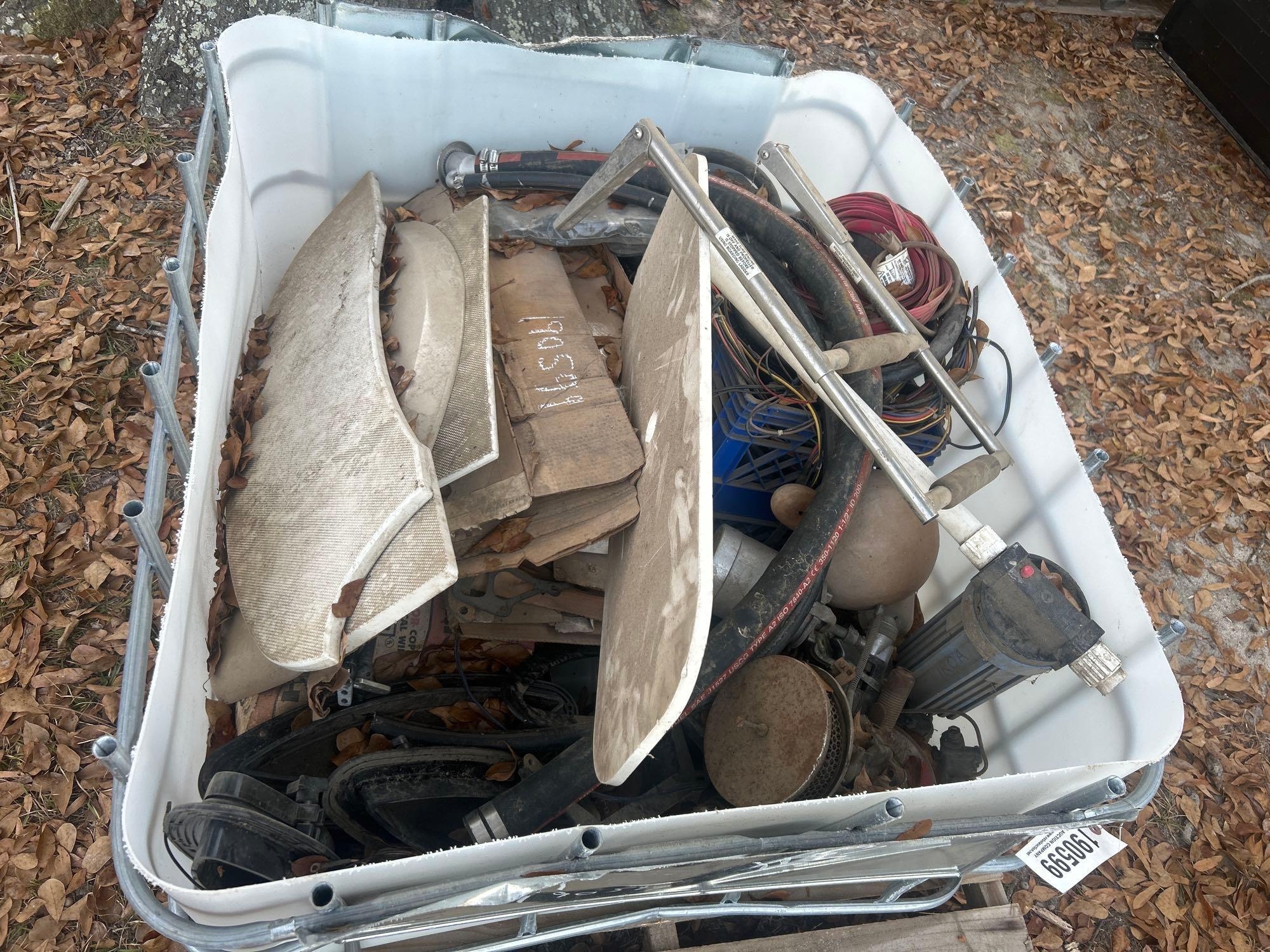 PALLET TOE OF MISC PARTS (A58374)