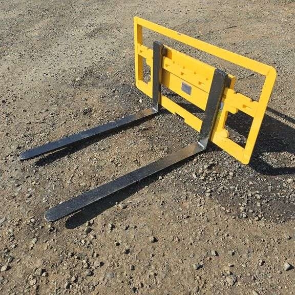 Mini Skid-Steer Forks (New/Unused) (A59225)