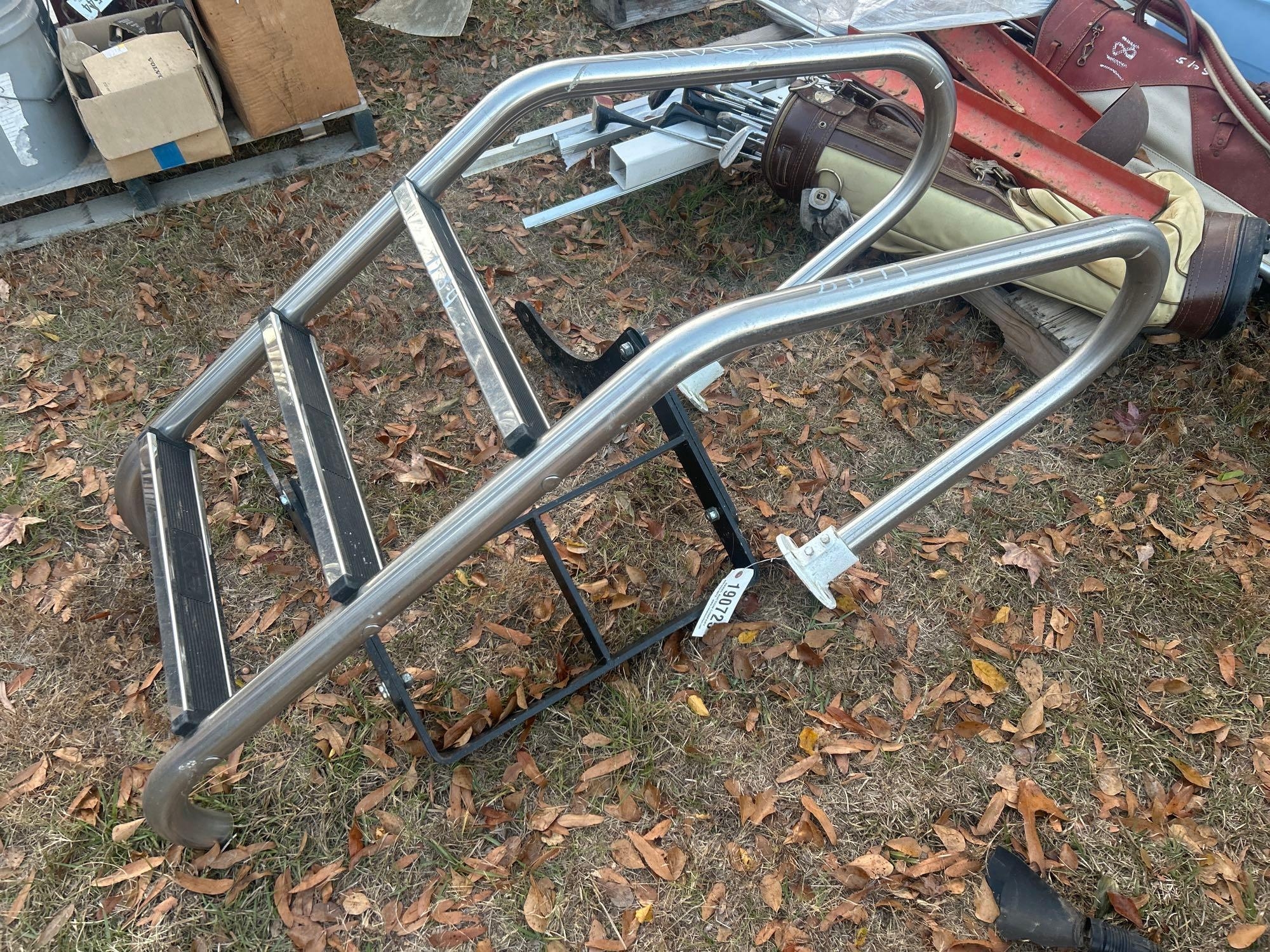 GRILL GUARD & POOL LADDER (A58374)