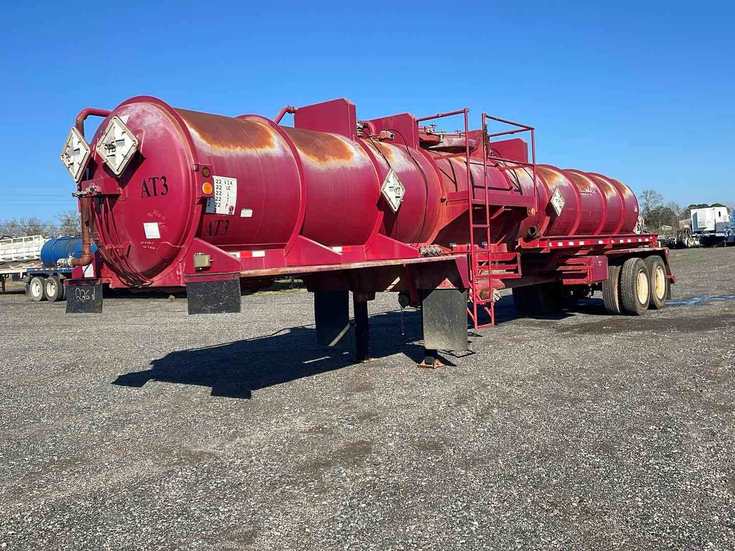 2007 OVERLAND  TANK TRAILER (A53843)
