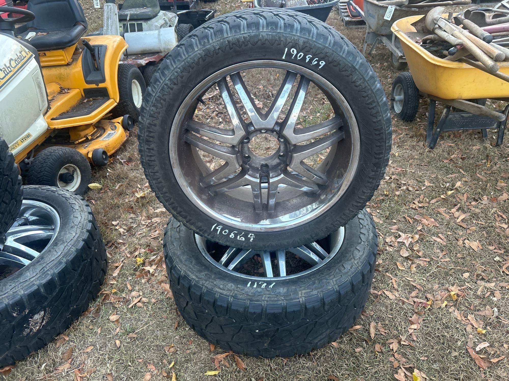 (4) 305/45R22 TIRES & WHEELS (A58374)