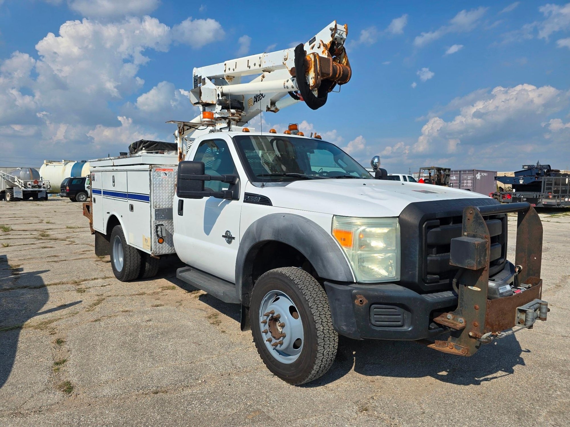 2010 Ford F550 Bucket Truck with Altec AT37G Boom (A56435)
