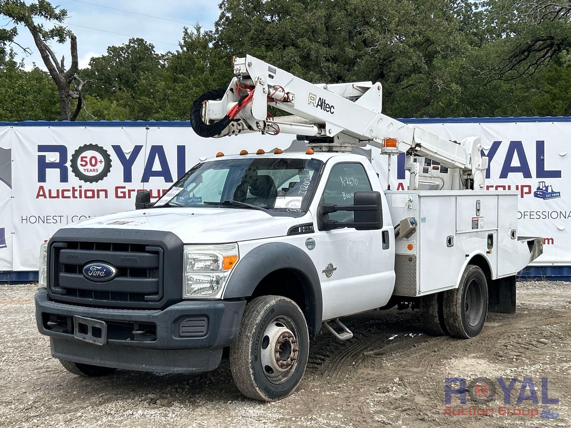 2016 Ford F550 Altec Bucket Truck (A52377)