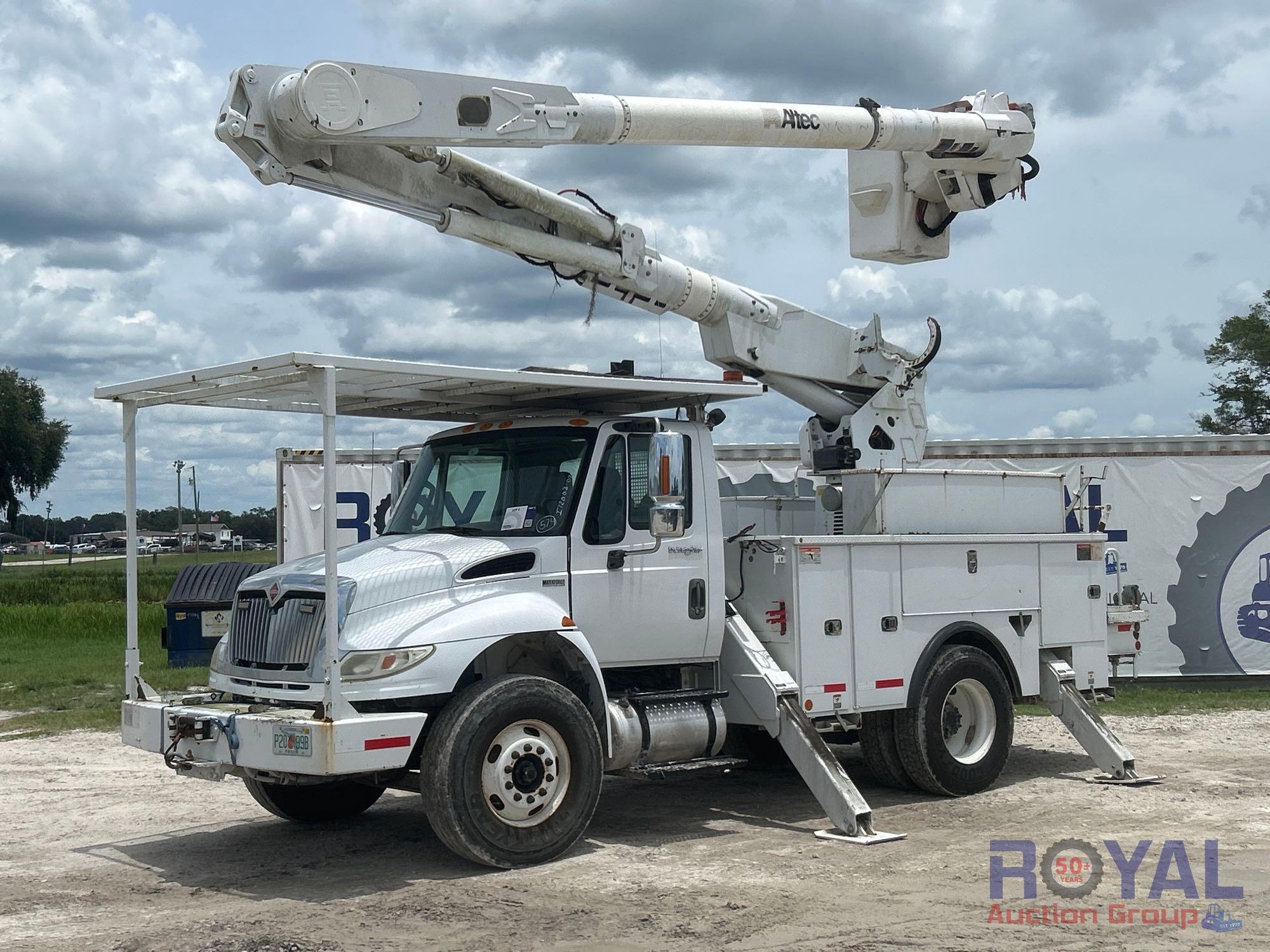 2013 International DuraStar 4400 Altec AM547 50FT Material Handling Insulated Forestry Bucket Truck (A51692)