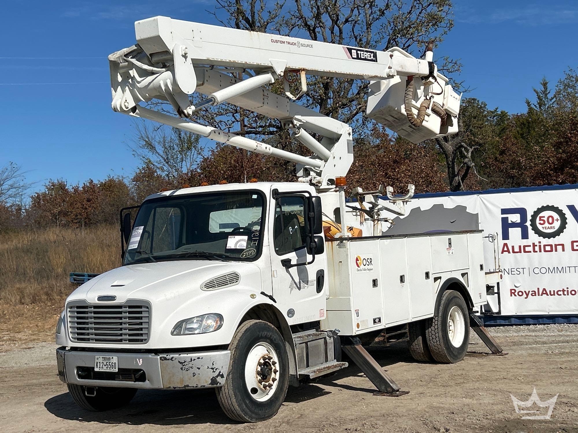 2015 Freightliner M2 106 Terex Hi-Ranger TL55 55ft. Insulated Material Handling Bucket Truck (A60460)