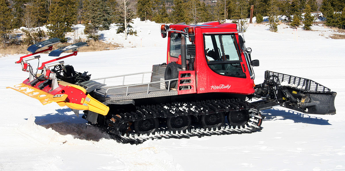 1200px-PistenBully_100.jpg