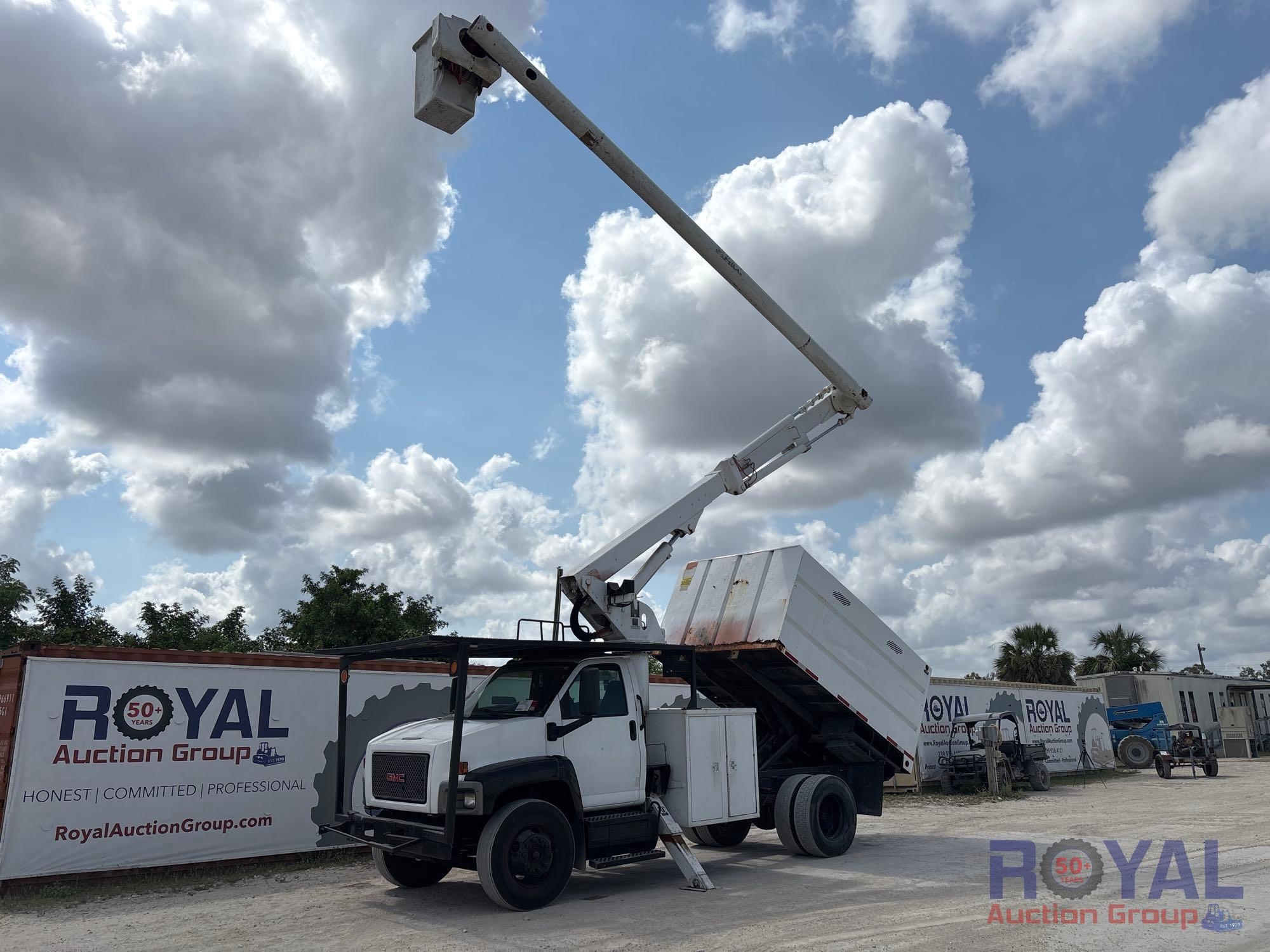 2008 GMC C7500 Altec LRV55 55ft Forestry Bucket Truck (A46683)