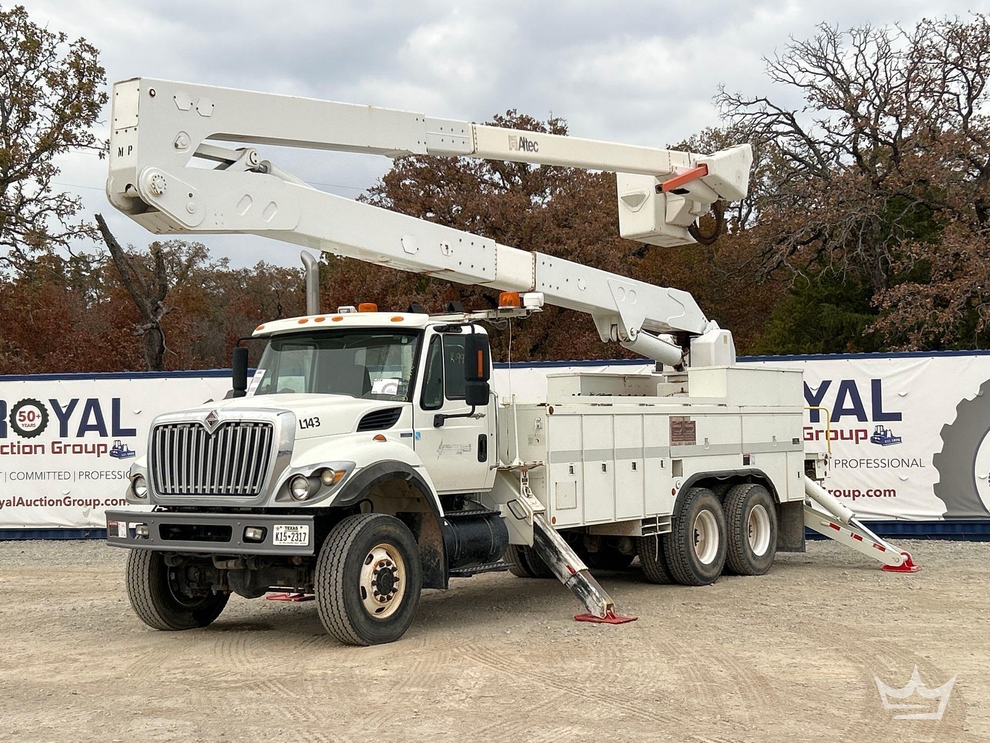 2008 International 7500 T/A Altec A77T Bucket Truck (A55973)