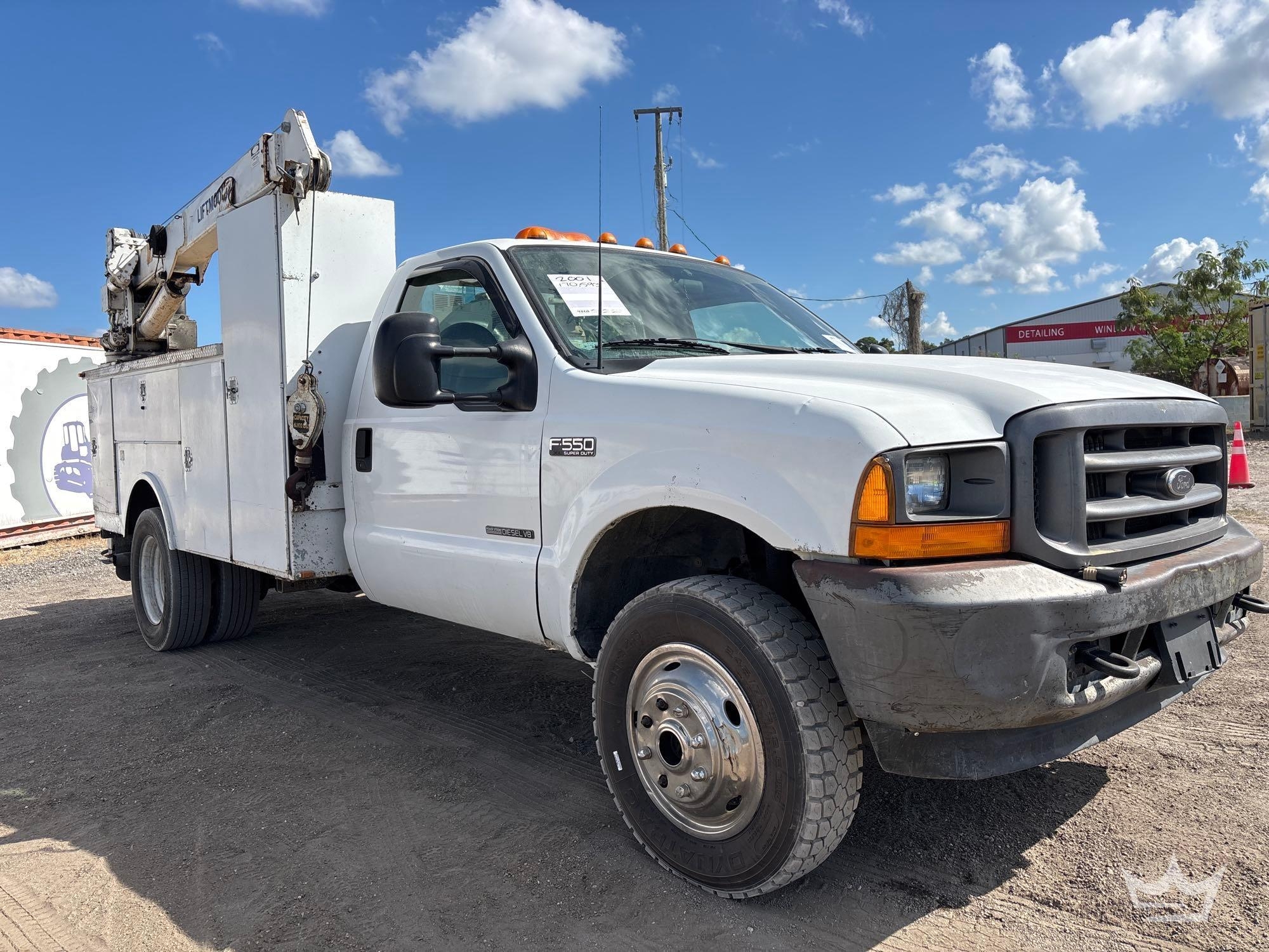 2001 Ford F-550 (A56858)