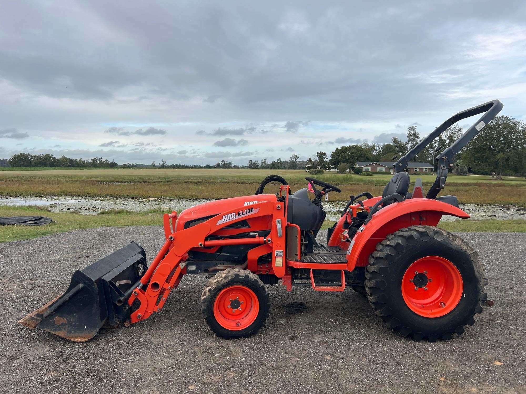 (INOP) KIOTI CK35 TRACTOR (A51406)