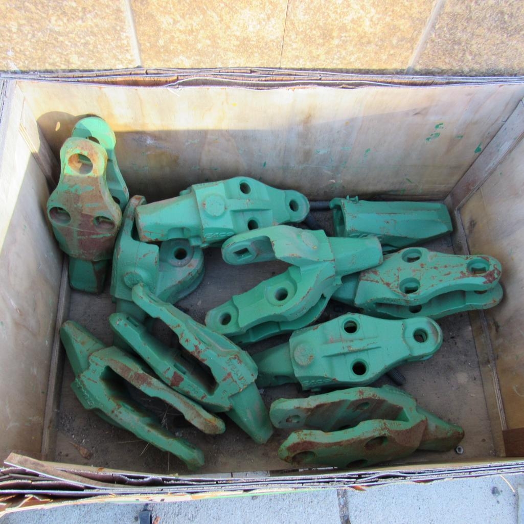 LOT: (9) Wheel Loader Shanks (A59076)