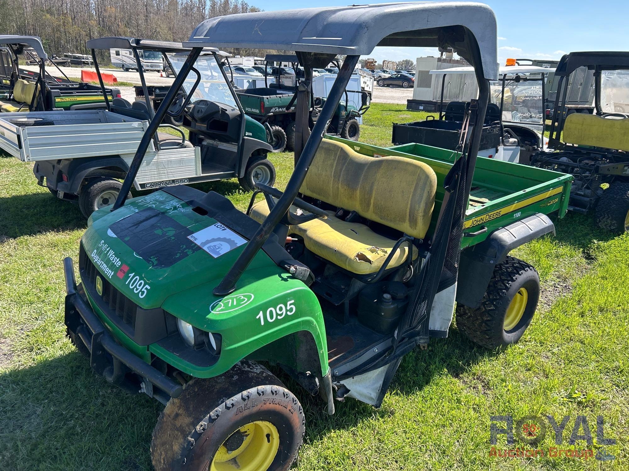 2016 John Deere HPX 4x4 Utility Cart (A44572)