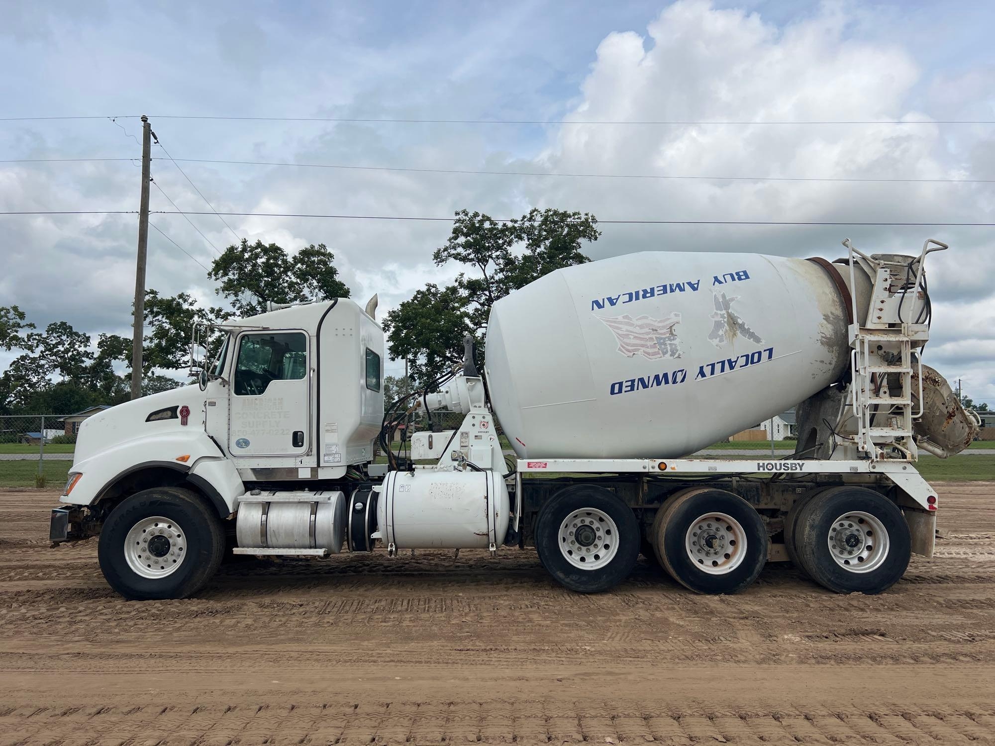 2017 KENWORTH T4 CONCRETE MIXER TRUCK (A51243)