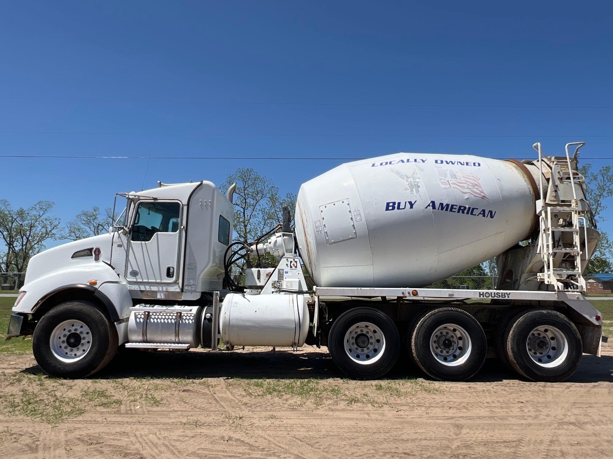 2017 KENWORTH T4 CONCRETE MIXER TRUCK (A51243)