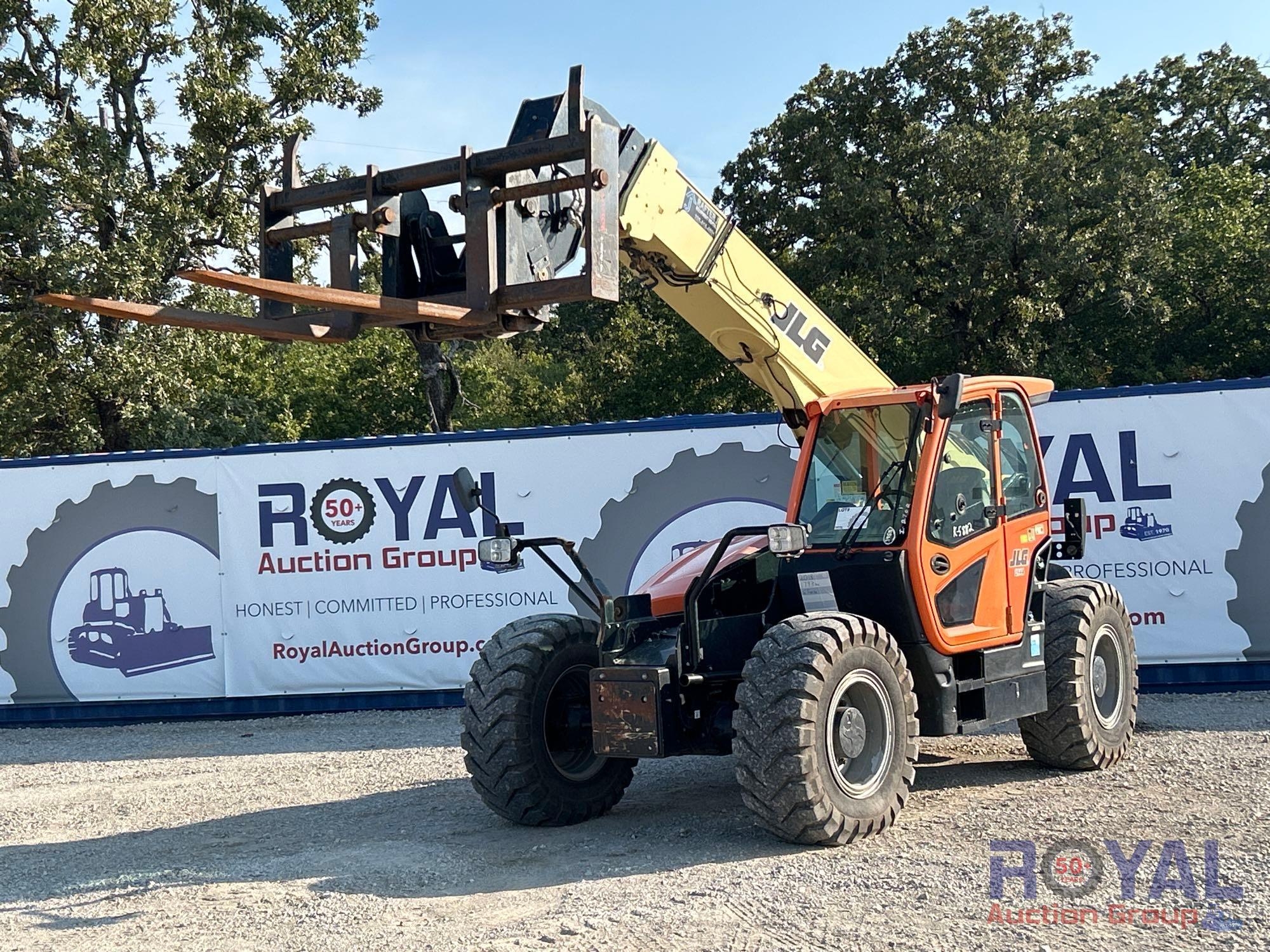 2018 JLG 1644 4x4 15,600lb High-Capacity Rough Terrain Telehandler (A52377)