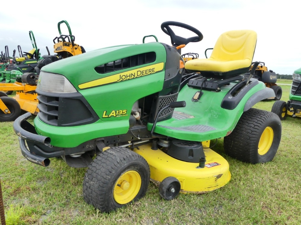 John Deere LA135 (A57149)