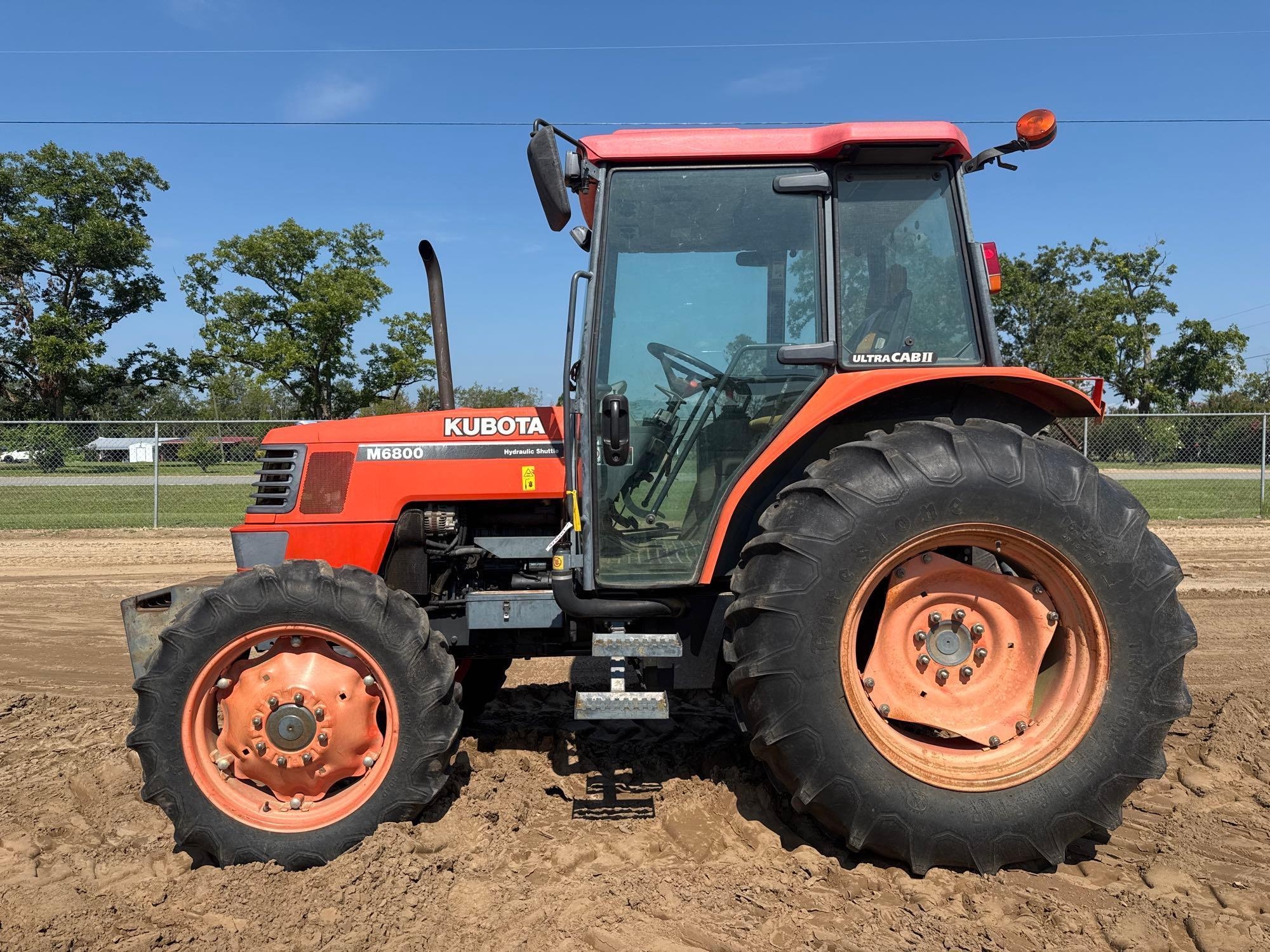 KUBOTA M6800 TRACTOR (A51243)