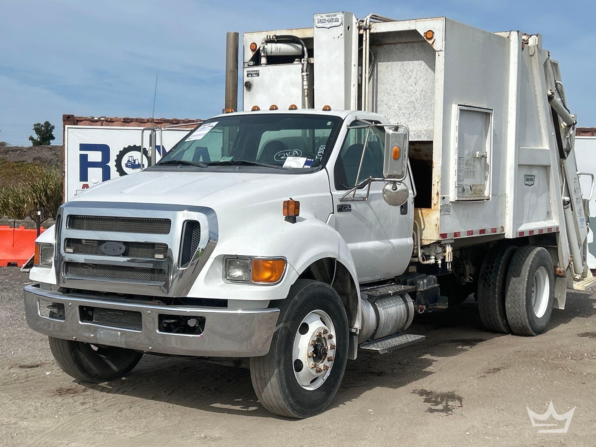 2013 Ford F-750 (A56858)
