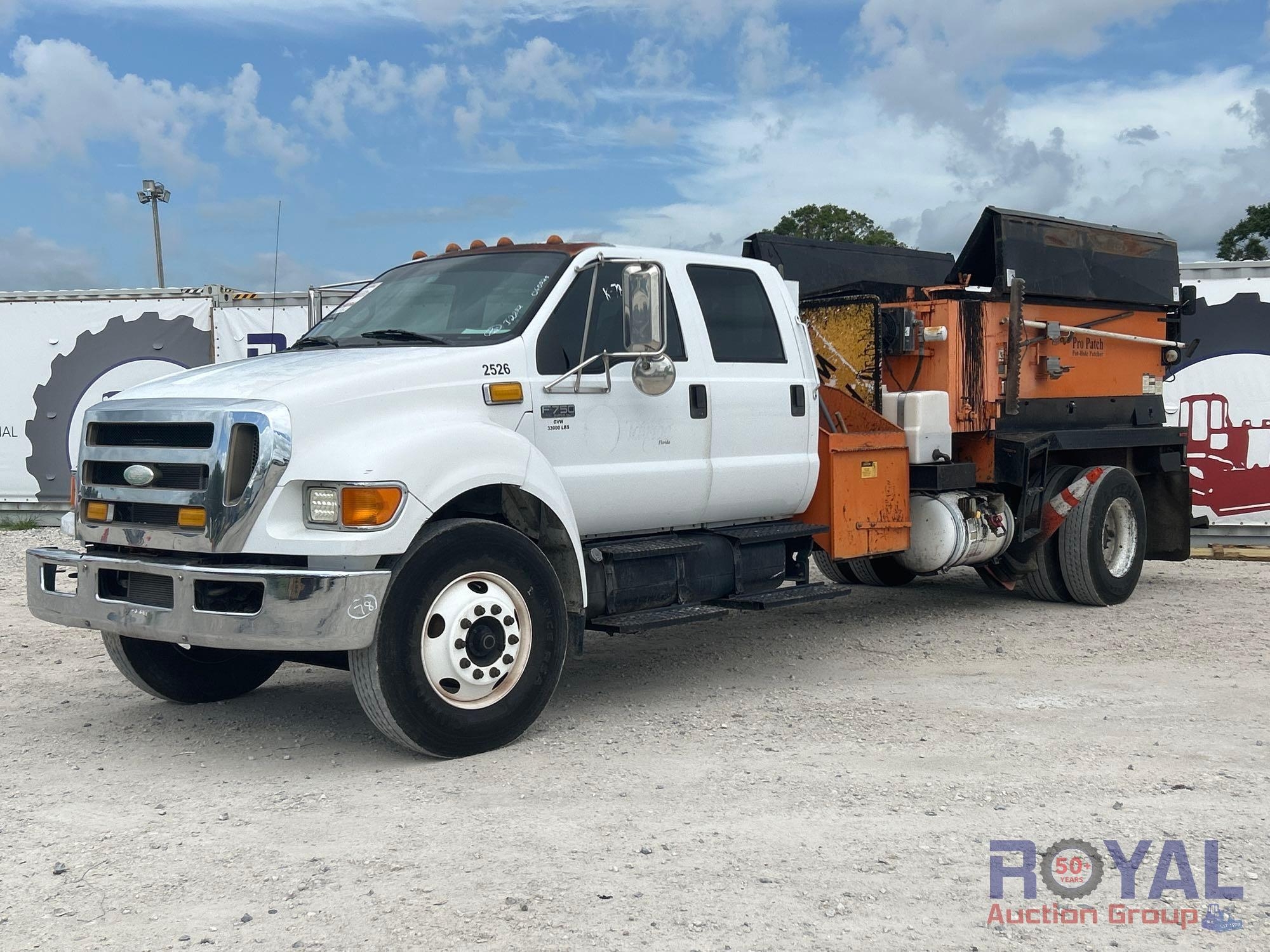 2008 Ford F-750 Crew Cab Pro Patch TCM-425-135 Asphalt Patcher Truck (A51692)