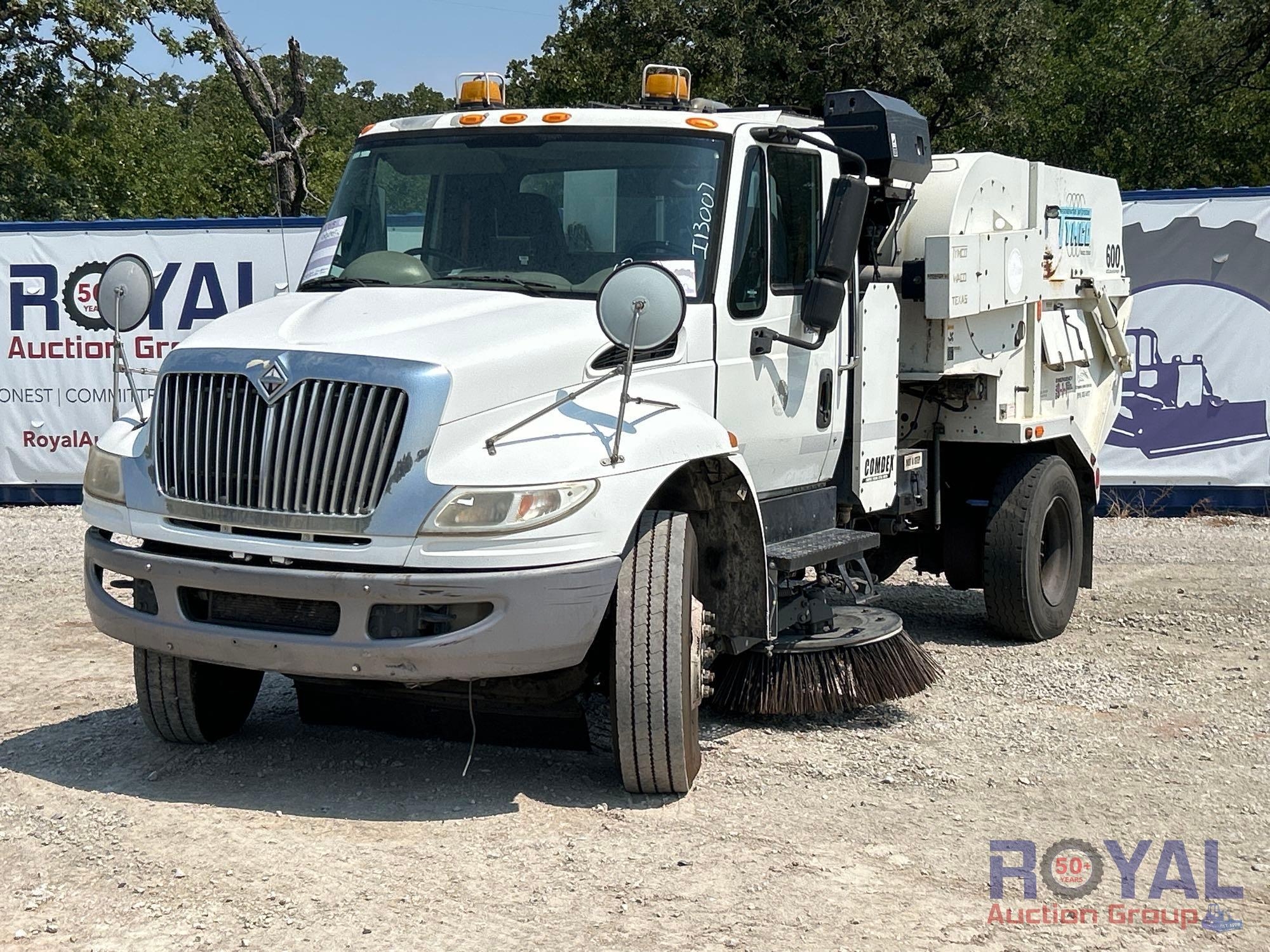 2014 International Sweeper Truck (A52377)