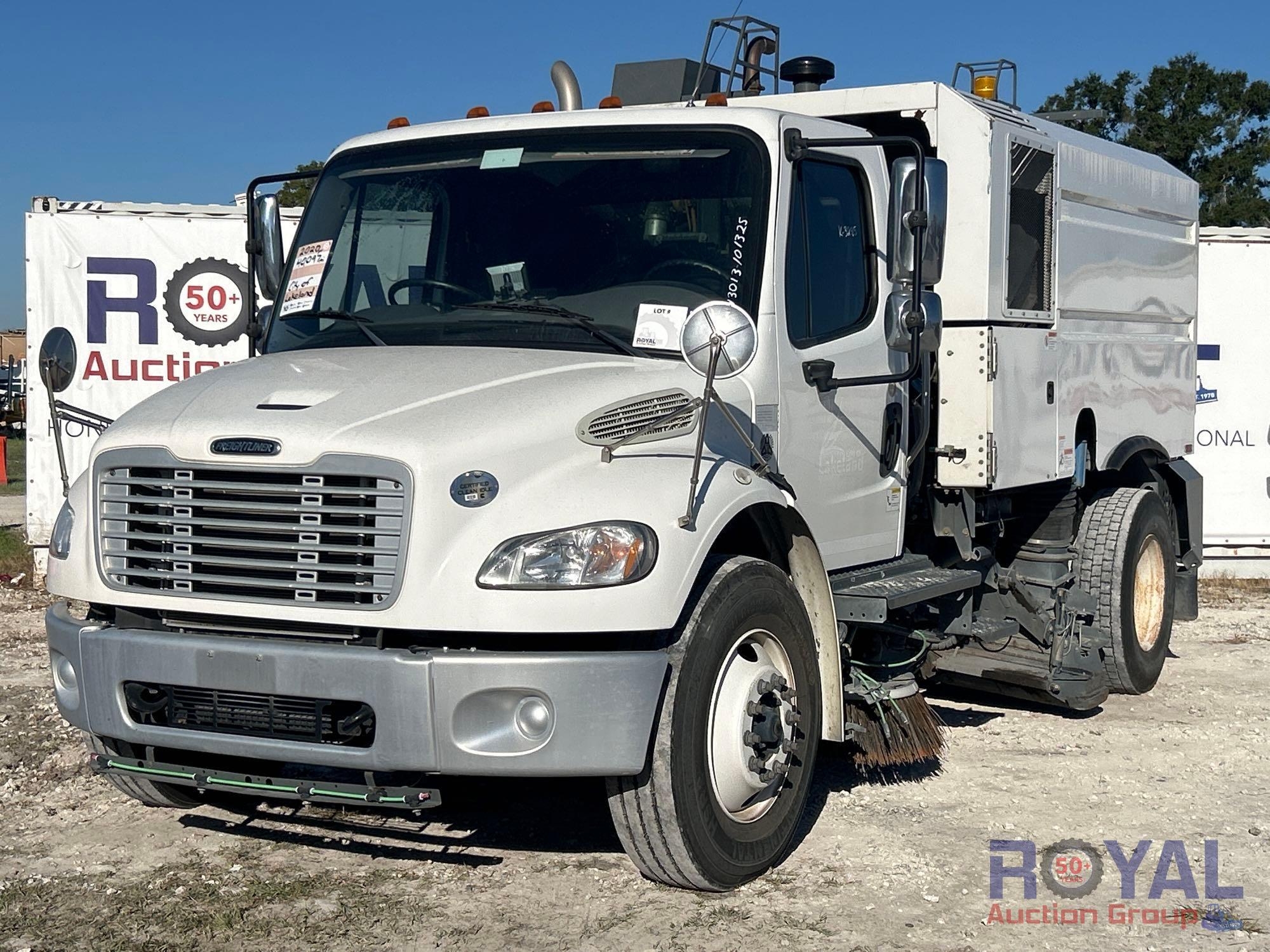 Year: 2020 Make: Freightliner Model: M2 106 Medium Duty Vehicle Type: Truck Mileage: Plate: Body (A55852)