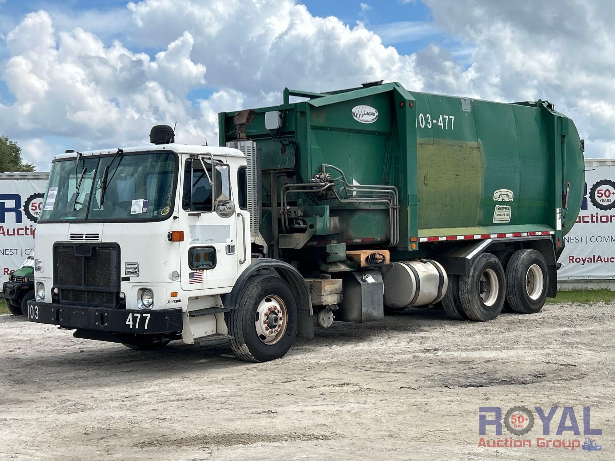2010 Autocar Xpeditor T/A Labrie Side Loader Garbage Truck (A51692)