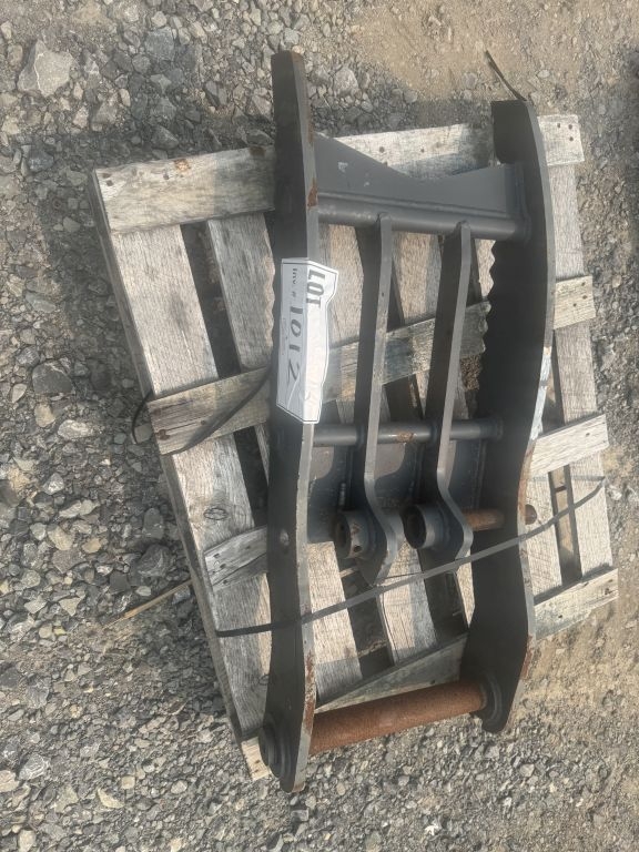 Hydraulic 50 mm pin thumb (A52384)