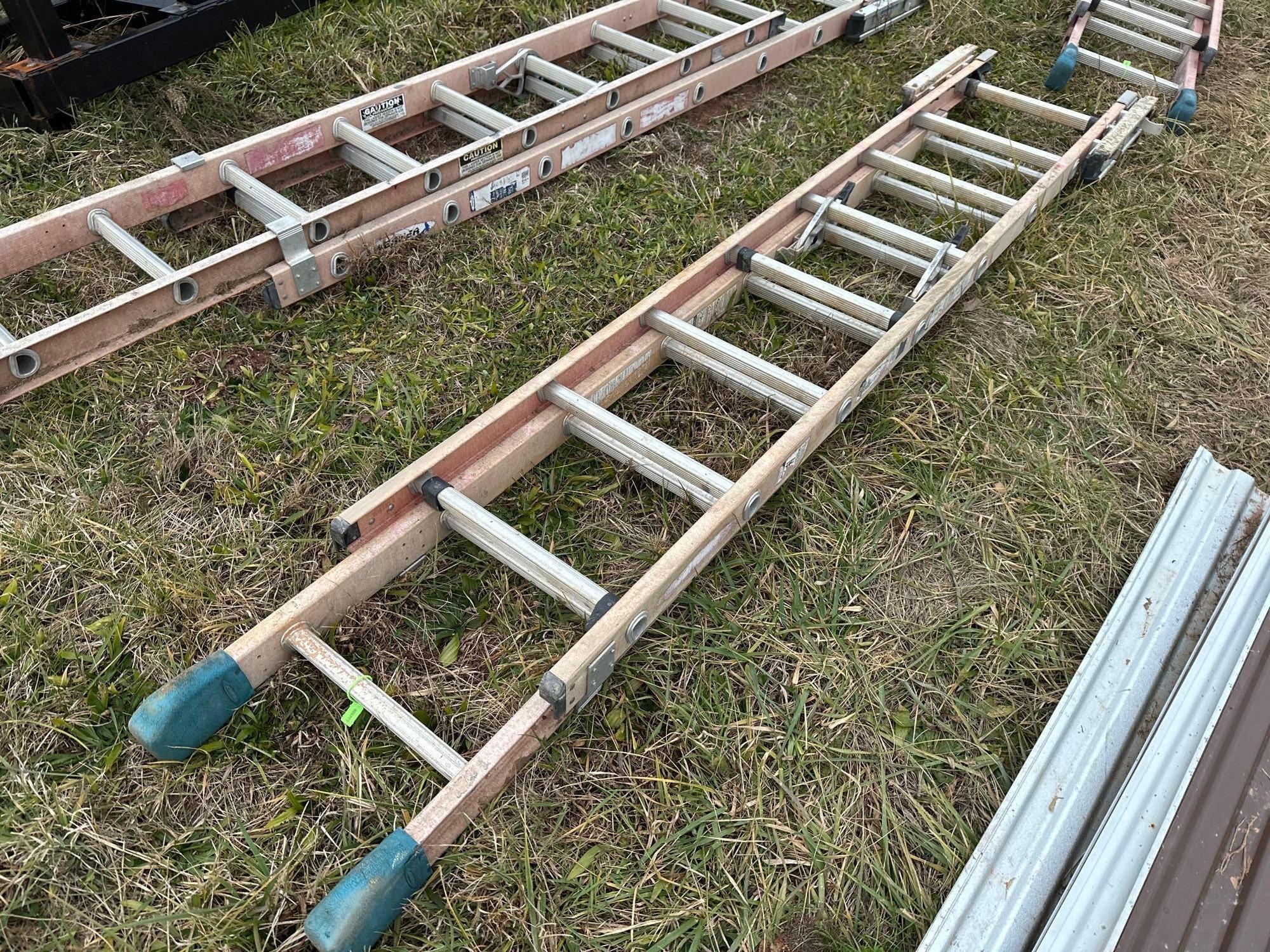 Werner 14ft Fiberglass Extension Ladder (A57454)