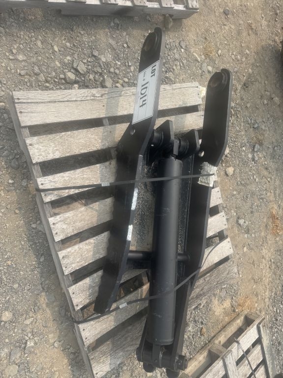 Hydraulic 50 mm pin thumb (A52384)