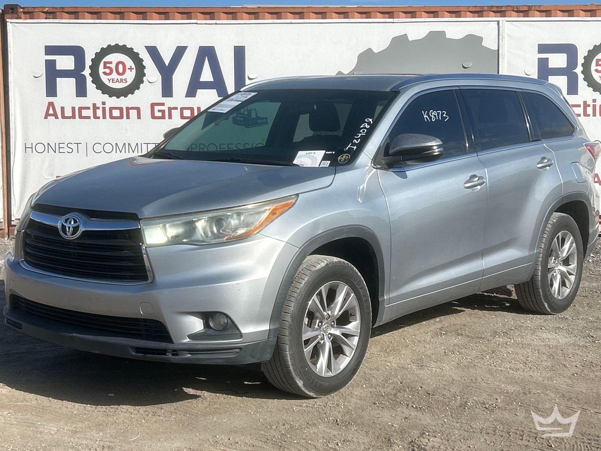 2015 Toyota Highlander XLE SUV (A56859)