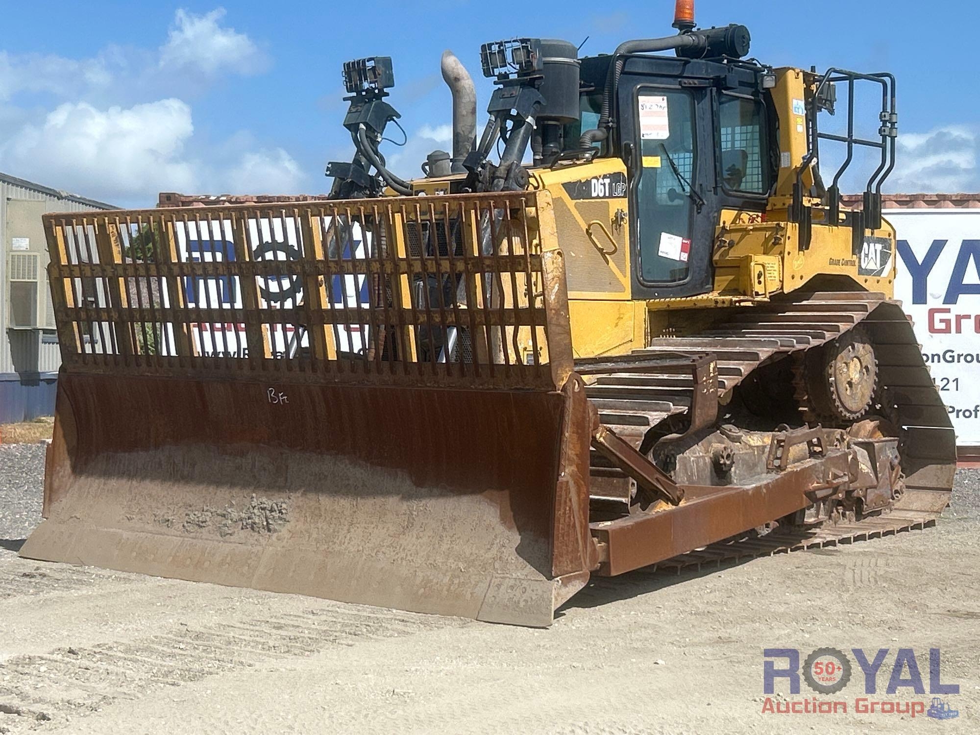2017 Caterpillar D6T LGP Crawler Tractor Dozer (A55787)