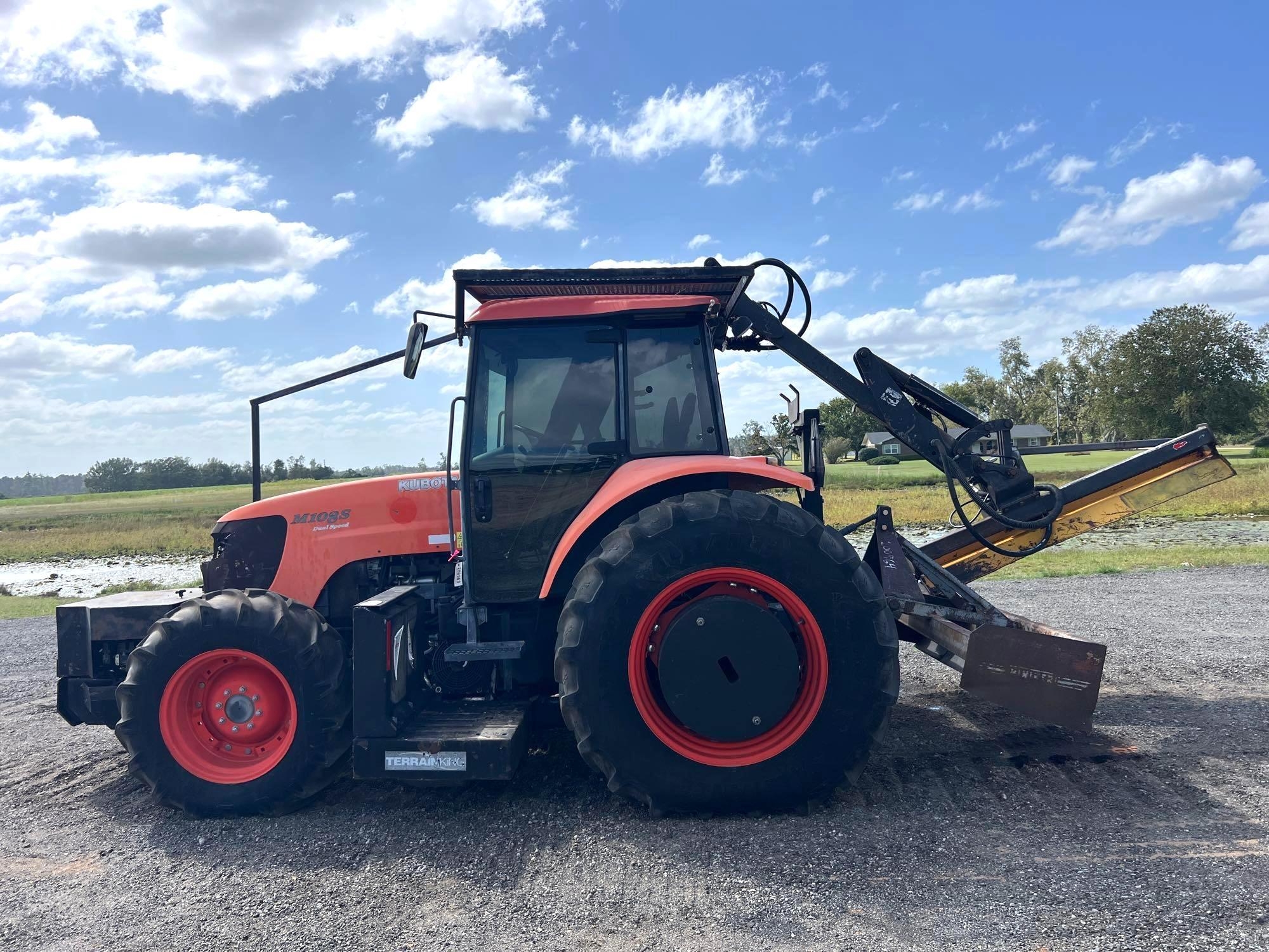 KUBOTA M108S TRACTOR (A51406)