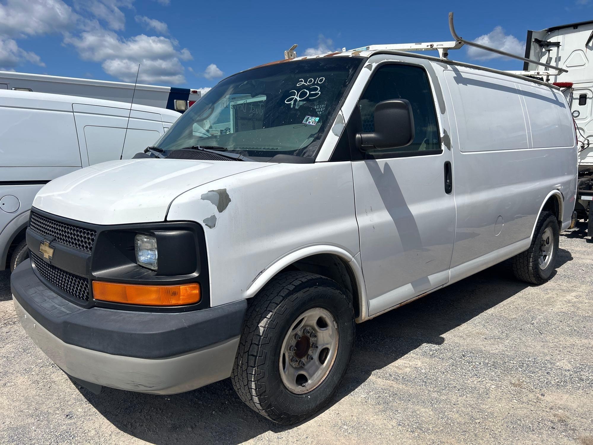 2010 Chevy Express Van (A47477)