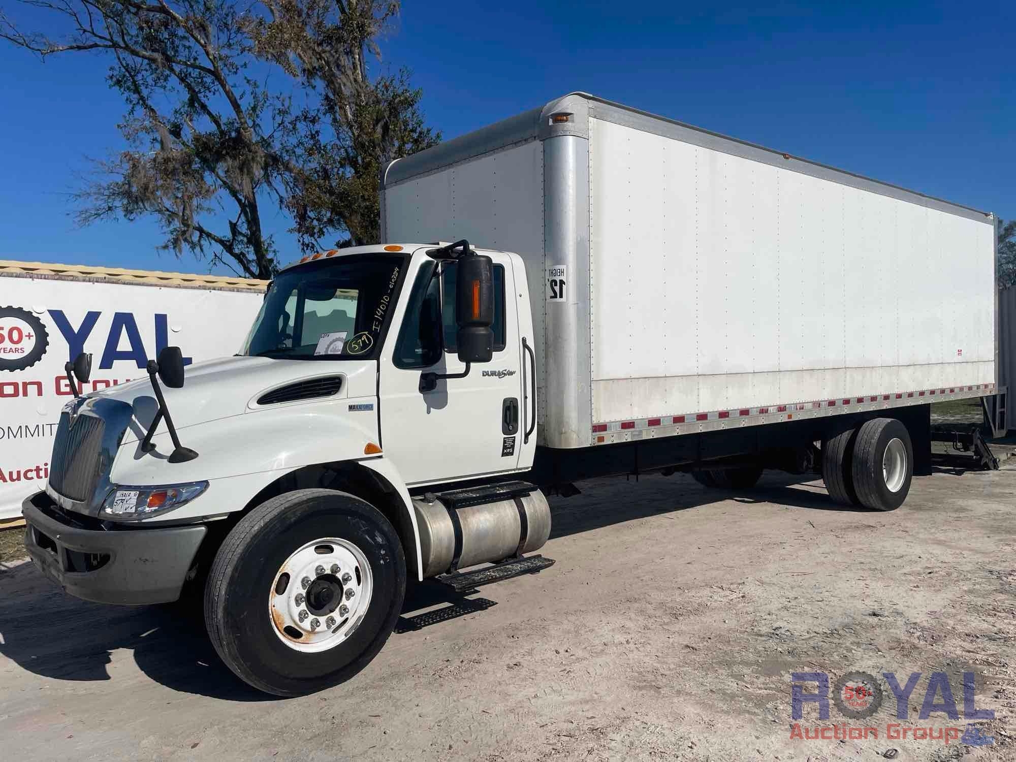 2013 International DuraStar 4300 26ft Box Truck (A44571)