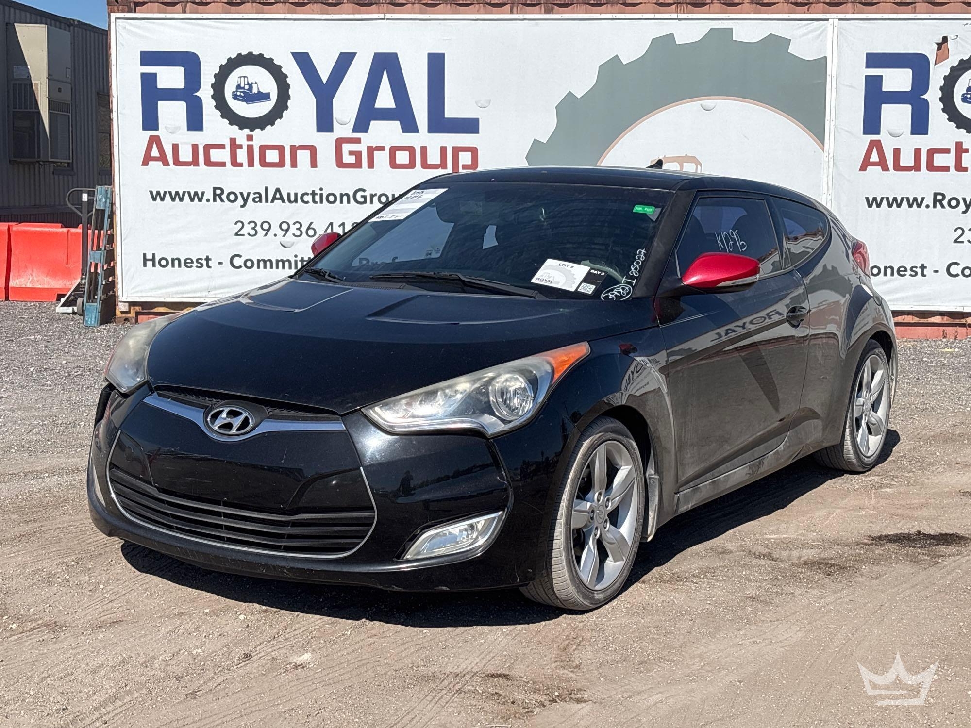 2013 HYUNDAI Veloster Hatchback (A56859)